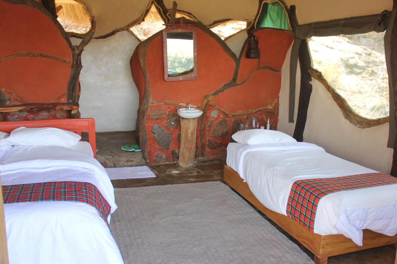 Вилла Lion'S Cave Camp, Samburu Archers Post Экстерьер фото