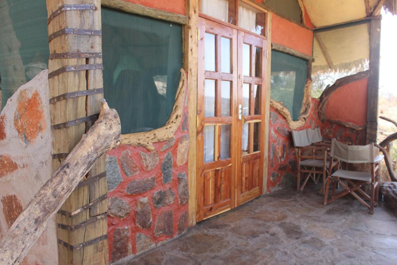 Вилла Lion'S Cave Camp, Samburu Archers Post Экстерьер фото