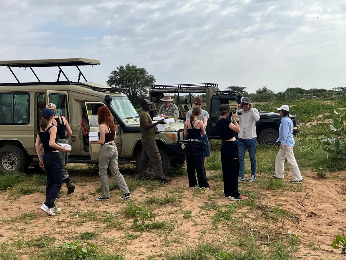 Вилла Lion'S Cave Camp, Samburu Archers Post Экстерьер фото