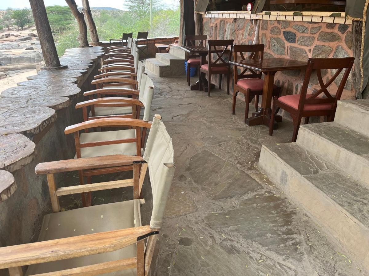 Вилла Lion'S Cave Camp, Samburu Archers Post Экстерьер фото