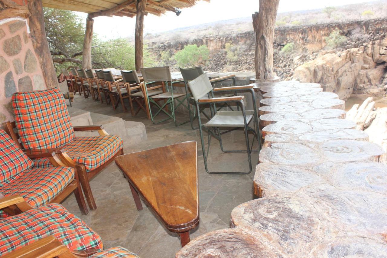 Вилла Lion'S Cave Camp, Samburu Archers Post Экстерьер фото